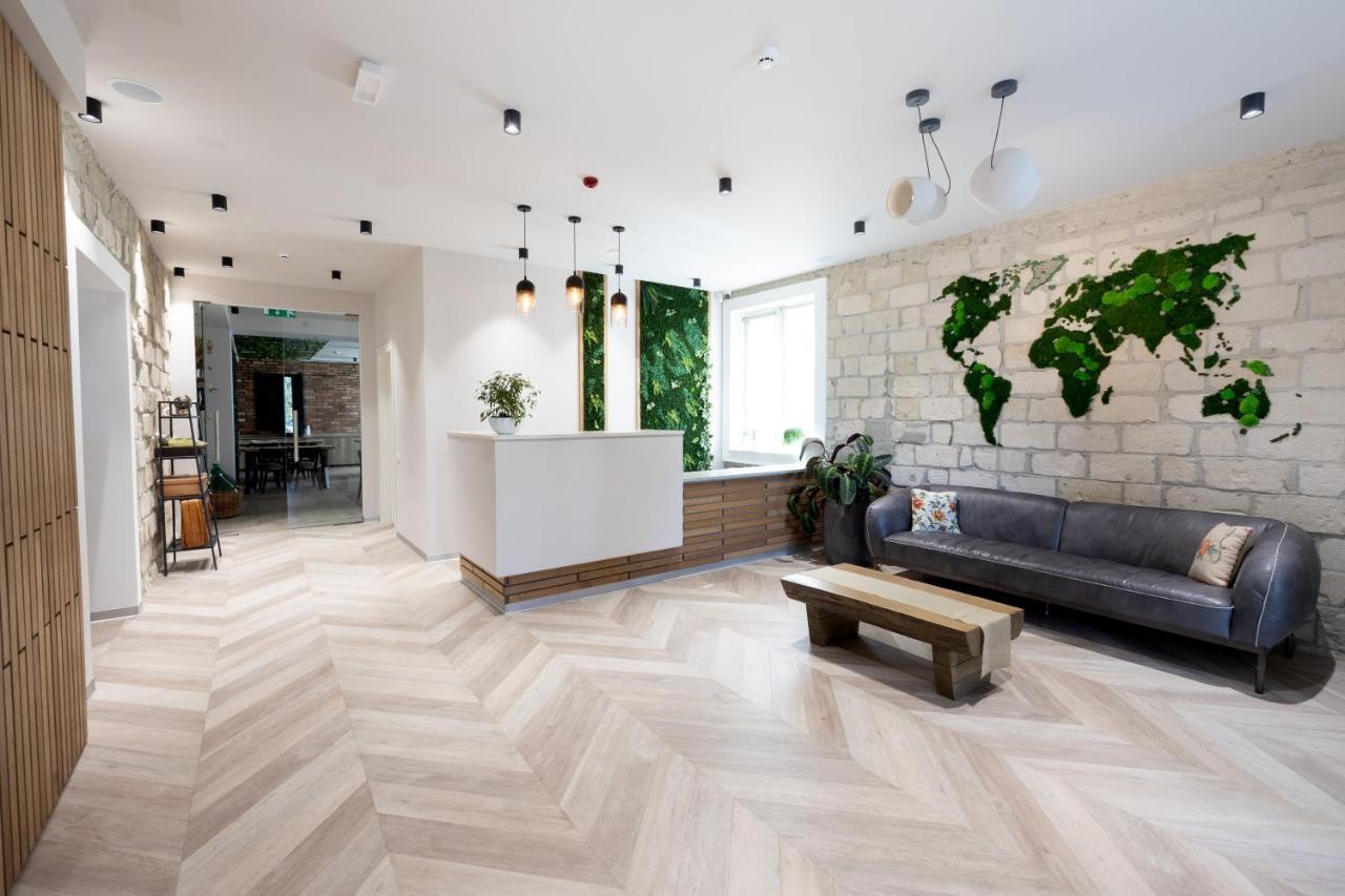 Ecodor Hotel Orhei Bagian luar foto