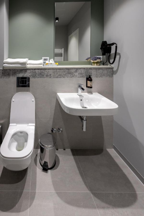 Ecodor Hotel Orhei Bagian luar foto