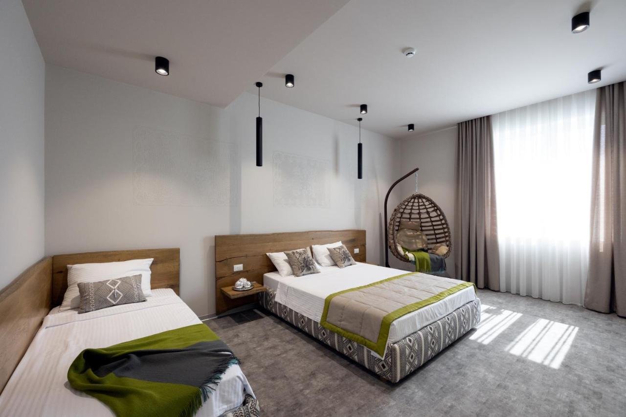 Ecodor Hotel Orhei Bagian luar foto