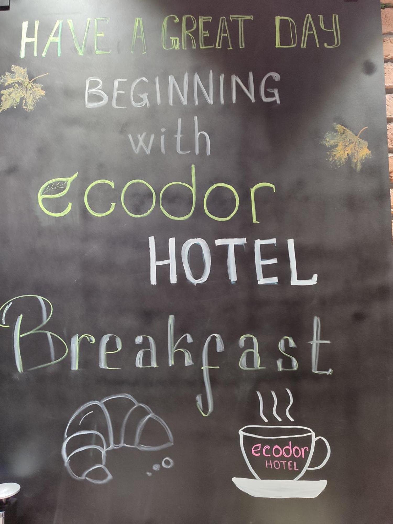 Ecodor Hotel Orhei Bagian luar foto